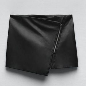 ZARA FAUX LEATHER MINI SKIRT BLACK SIZE M NWT